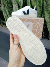 Tênis Vert Branco Preto Premium Feminino