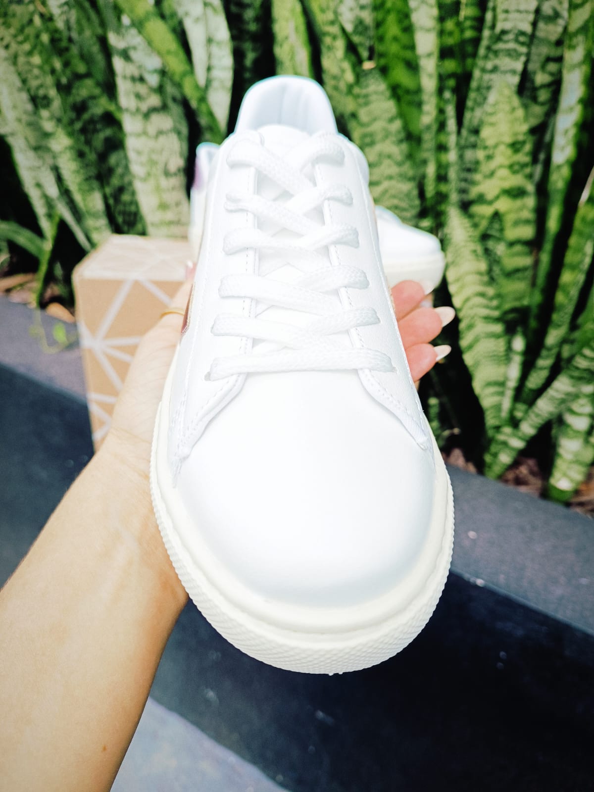 Tênis Vert Branco Rosa Metal Premium Feminino