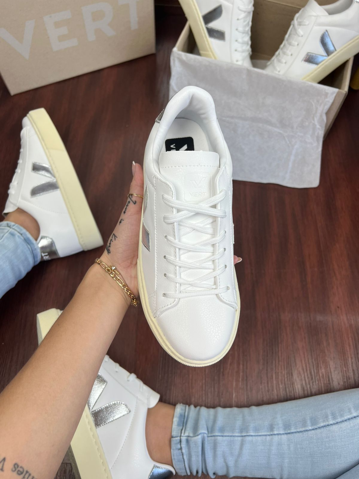 Tênis Vert Cadarço Branco Prata Feminino Premium