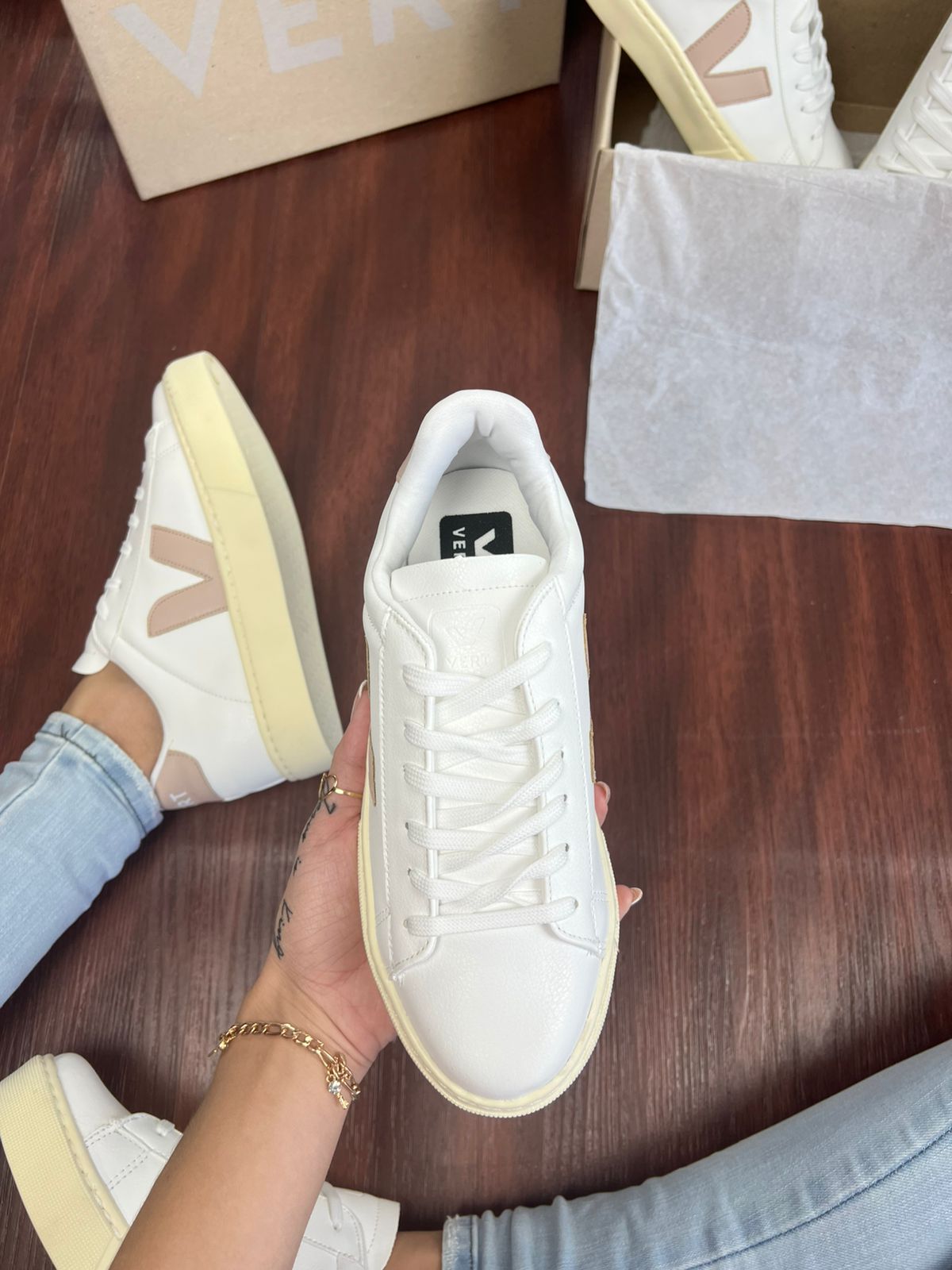 Tênis Vert Cadarço Branco Rosê Feminino Premium
