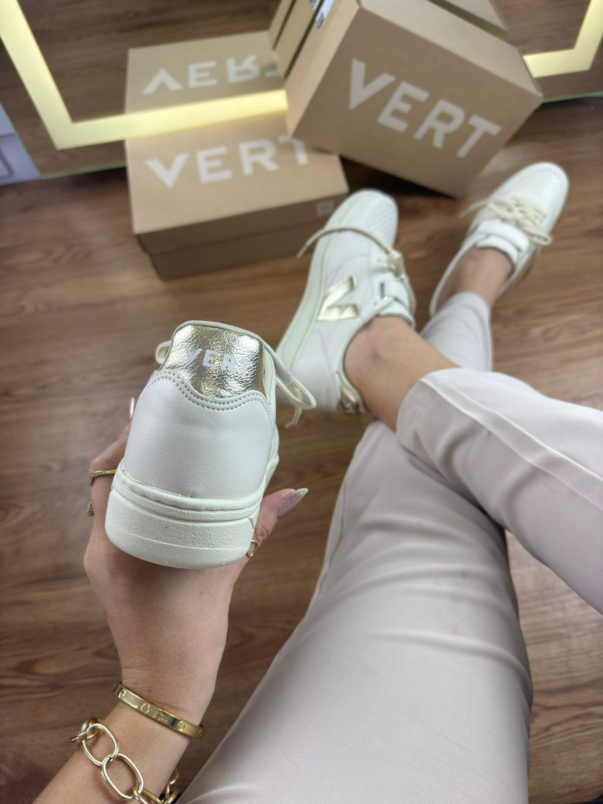 Tênis Vert Cadarço com Velcro Feminino Premium