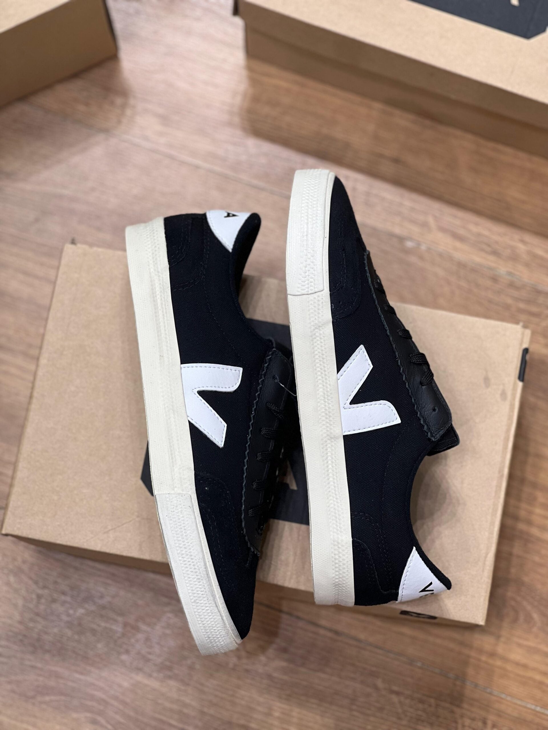 Tênis Vert Couro Masculino Premium