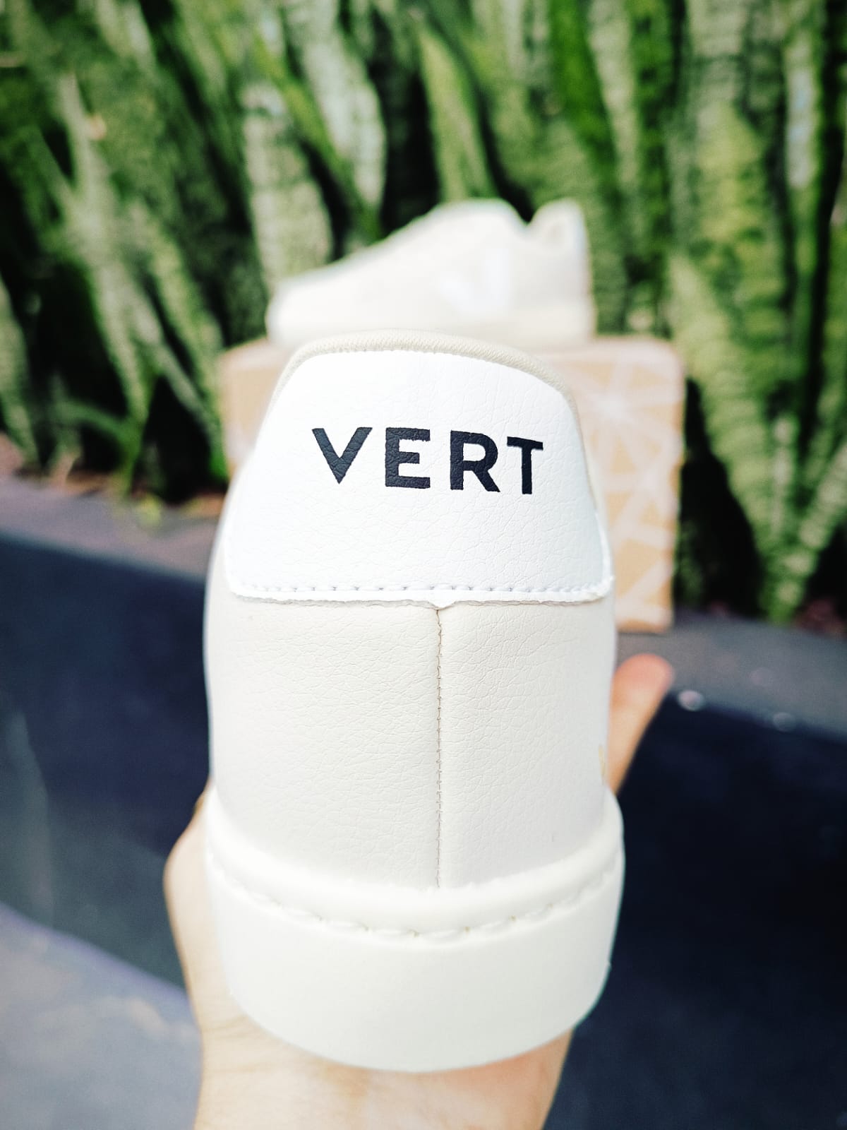 Tênis Vert Off White Premium Feminino