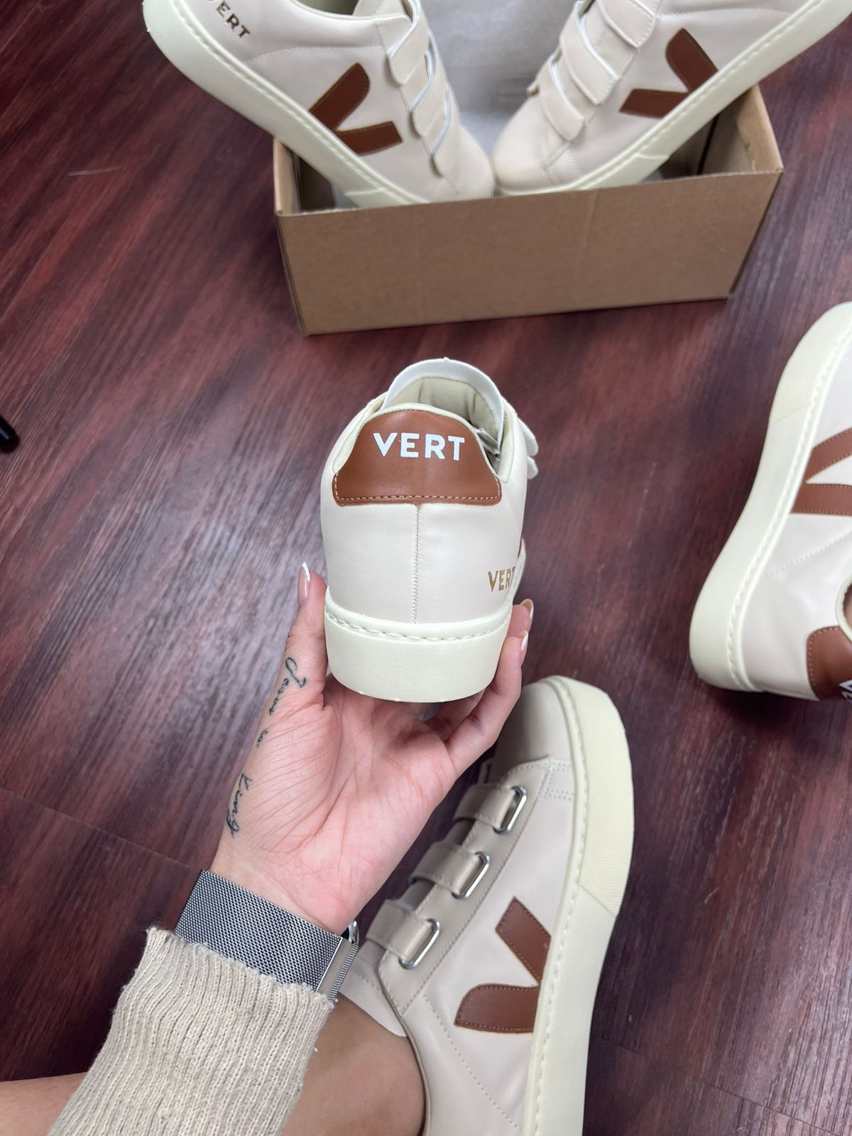 Tênis Vert Velcro Angelical Caramelo Feminino Premium
