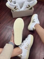 Tênis Vert Velcro Branco Ouro Feminino Premium