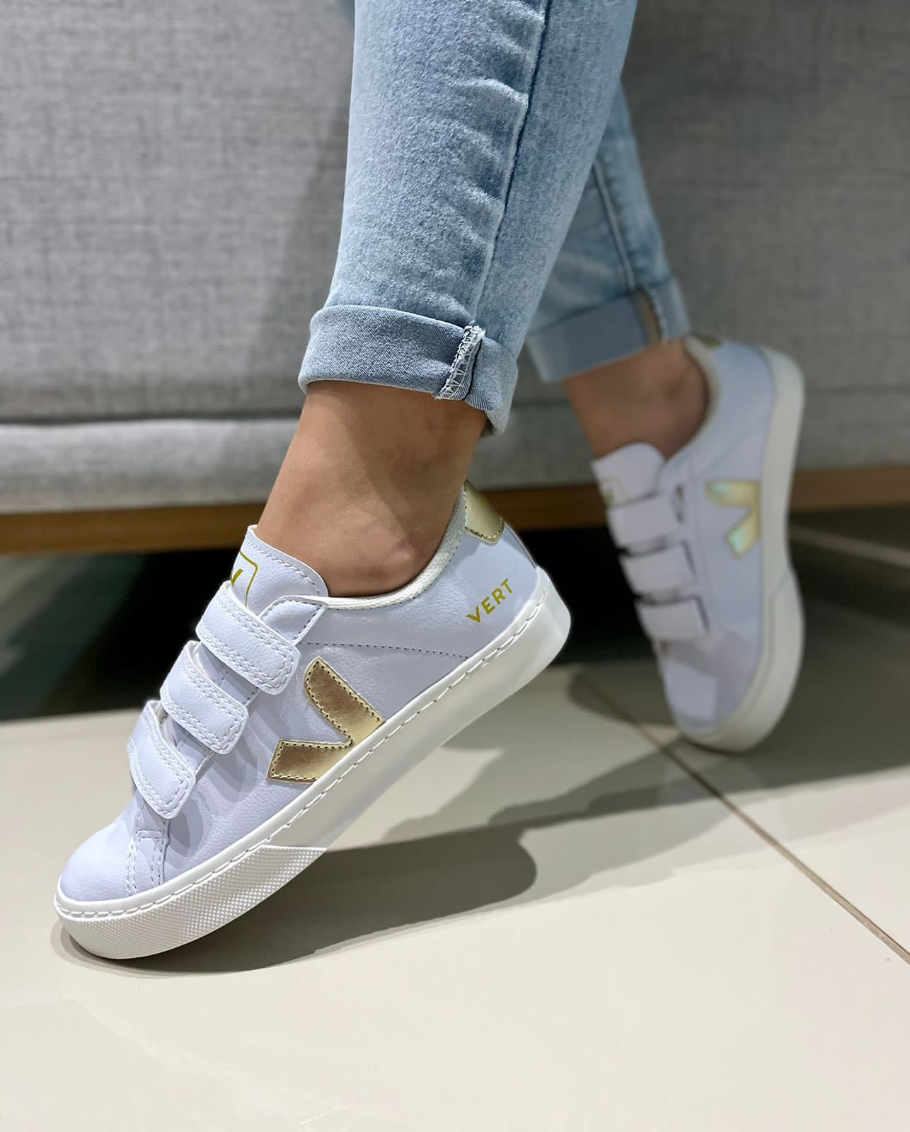 Tênis Vert Velcro Feminino Grade Fechada
