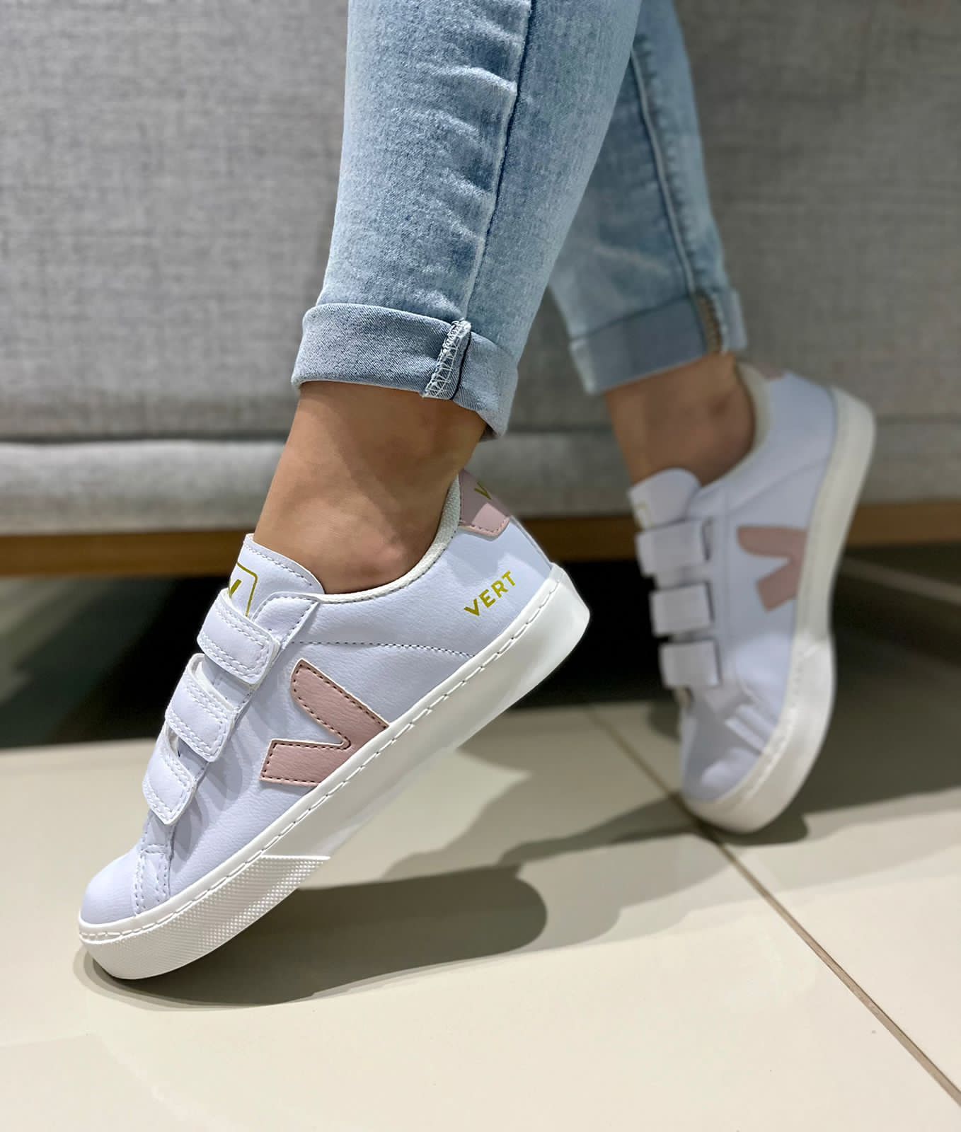 Tênis Vert Velcro Feminino Grade Fechada