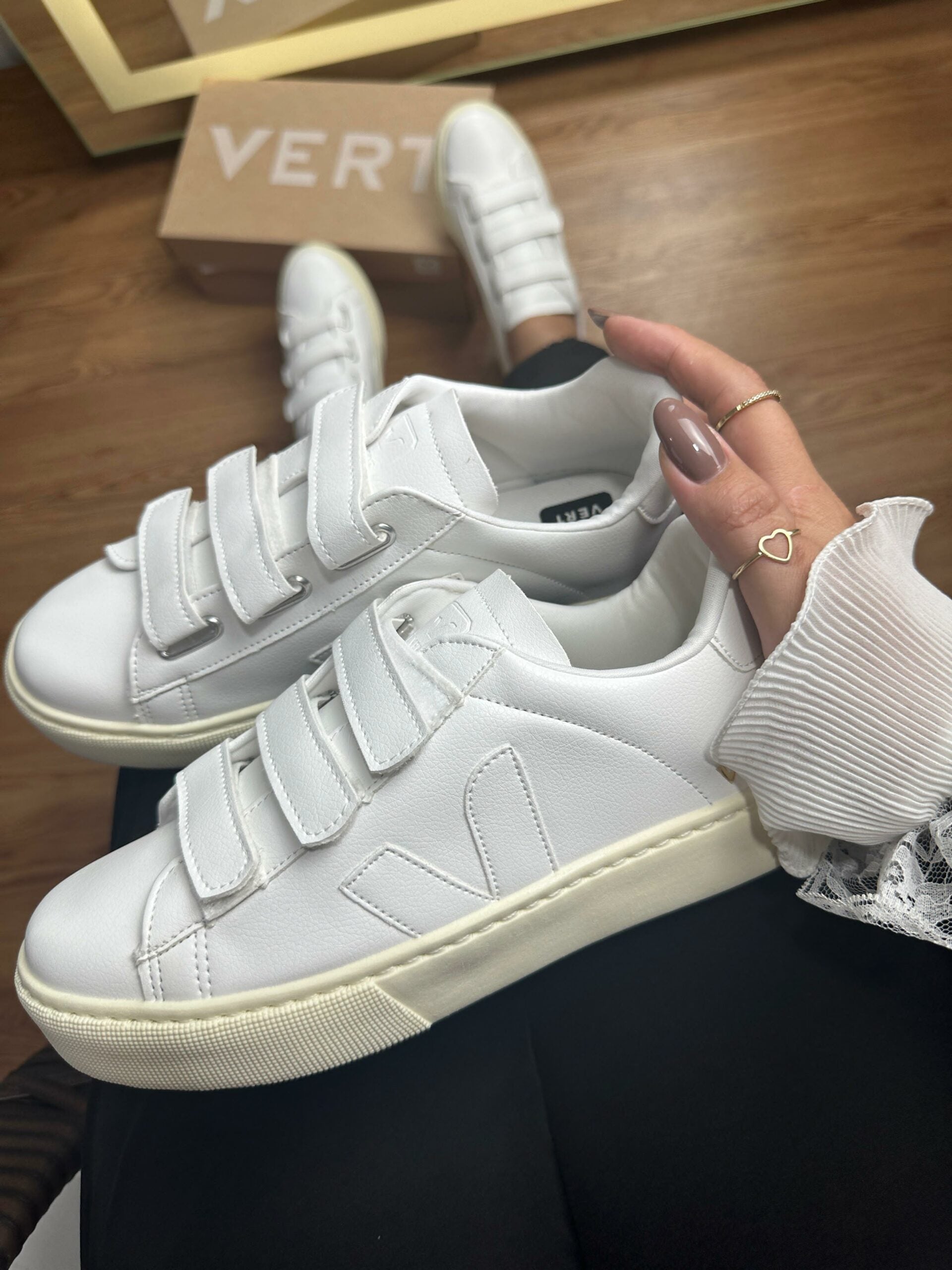 Tênis Vert Velcro Feminino Premium